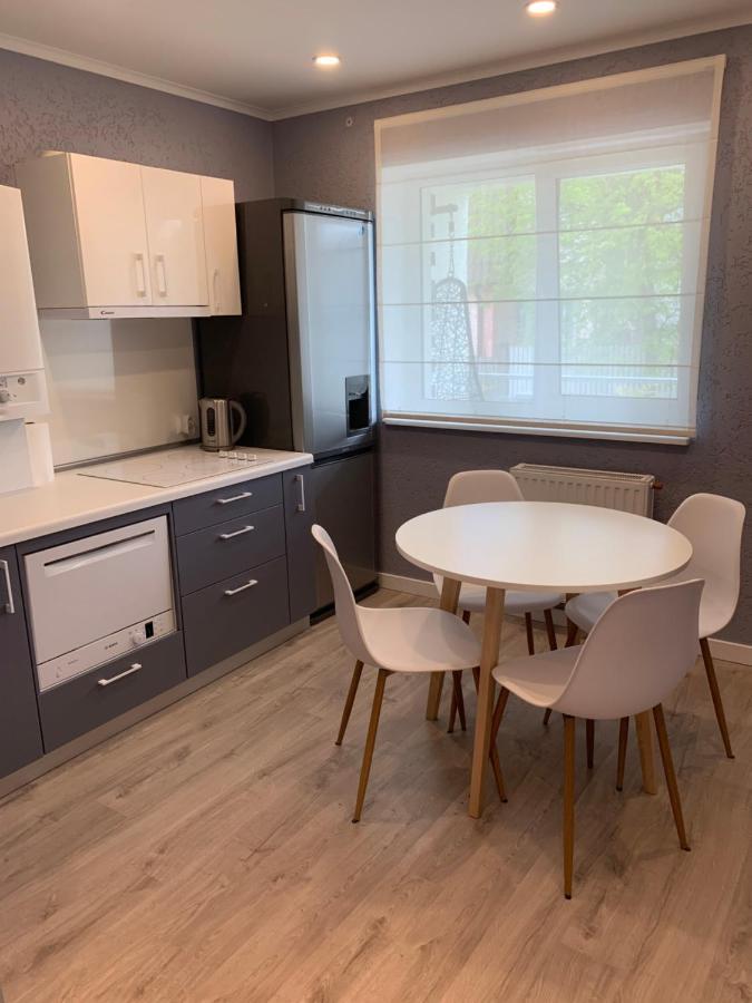 New!! Melluzi Appartment ยูร์มาลา ภายนอก รูปภาพ